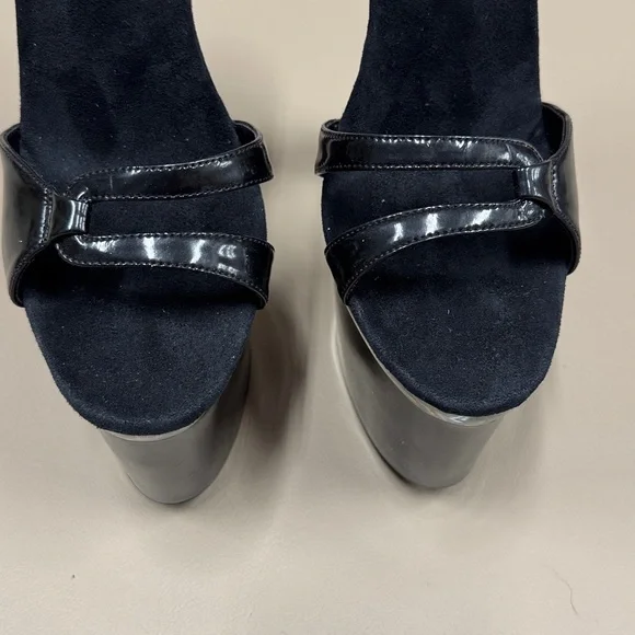 Towering Jante Black Platform Heels - Picture 3 of 8